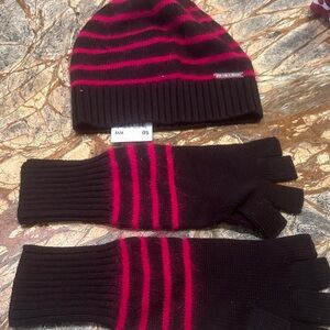 Michael Kors black  and magenta striped hat and gloves set